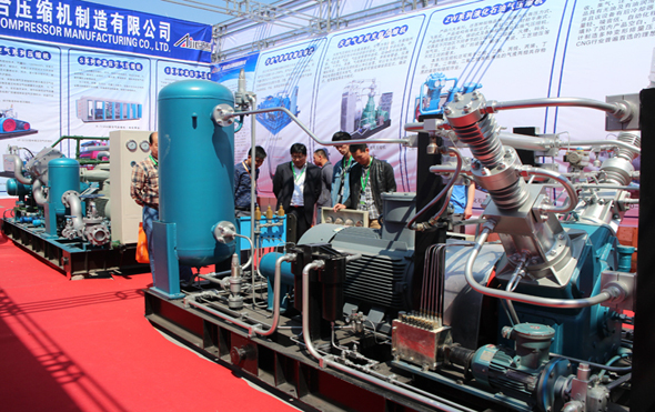 聯(lián)合一直在努力-2014國(guó)際天然氣汽車、加氣站設(shè)備展會(huì)