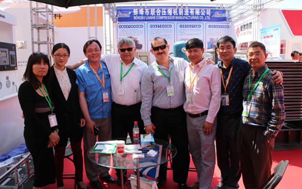 聯(lián)合一直在努力-2014國(guó)際天然氣汽車、加氣站設(shè)備展會(huì)